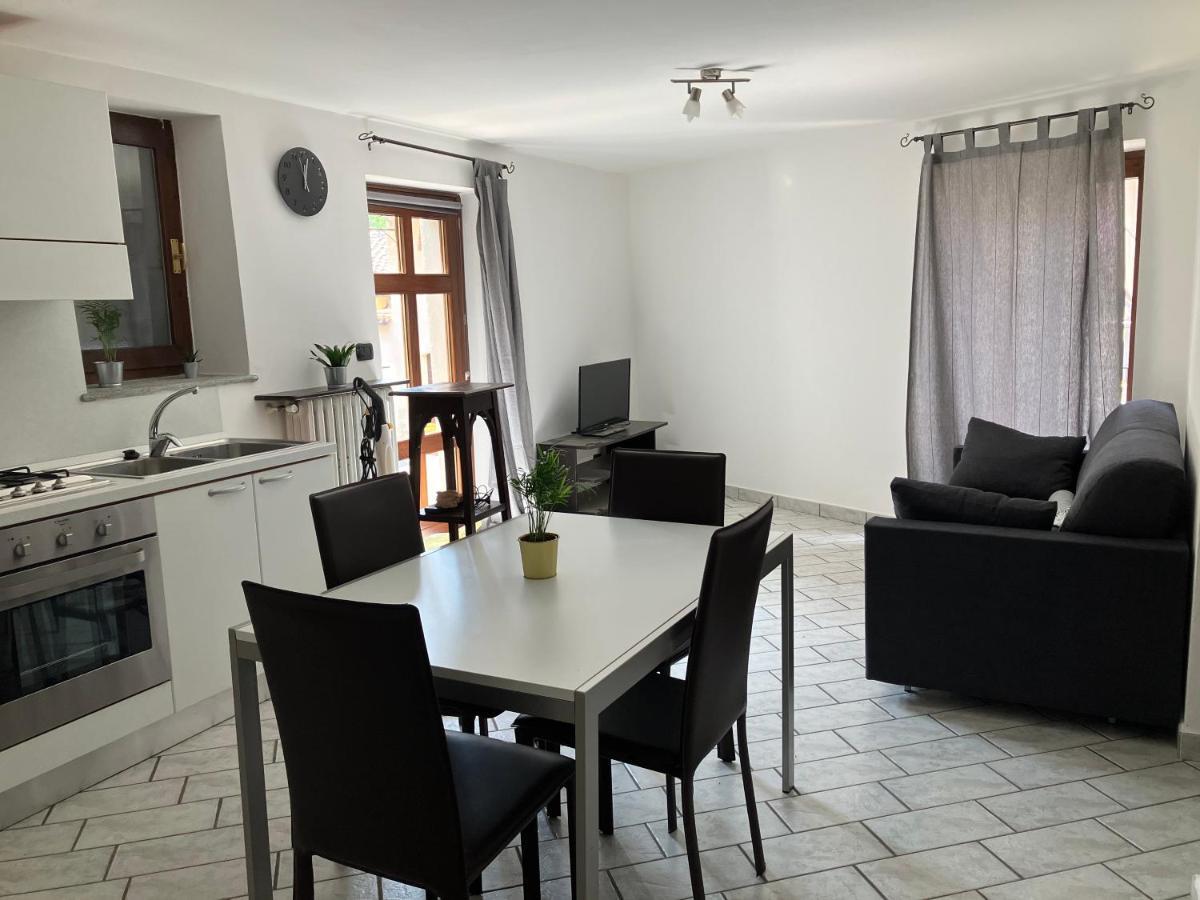 Appartement Un Passo Dal Castello à Barolo Extérieur photo